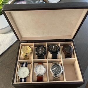 Premium leather Fossil watch case, holds 8 watches